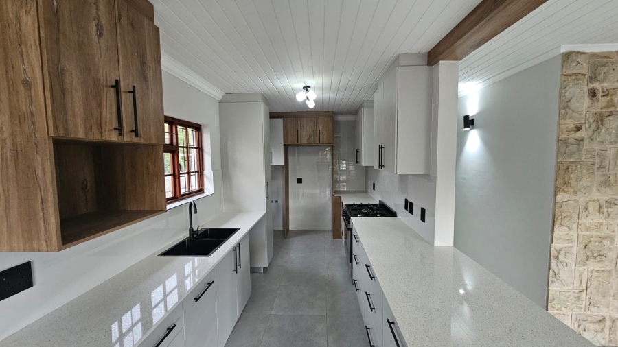 3 Bedroom Property for Sale in Dobson Western Cape
